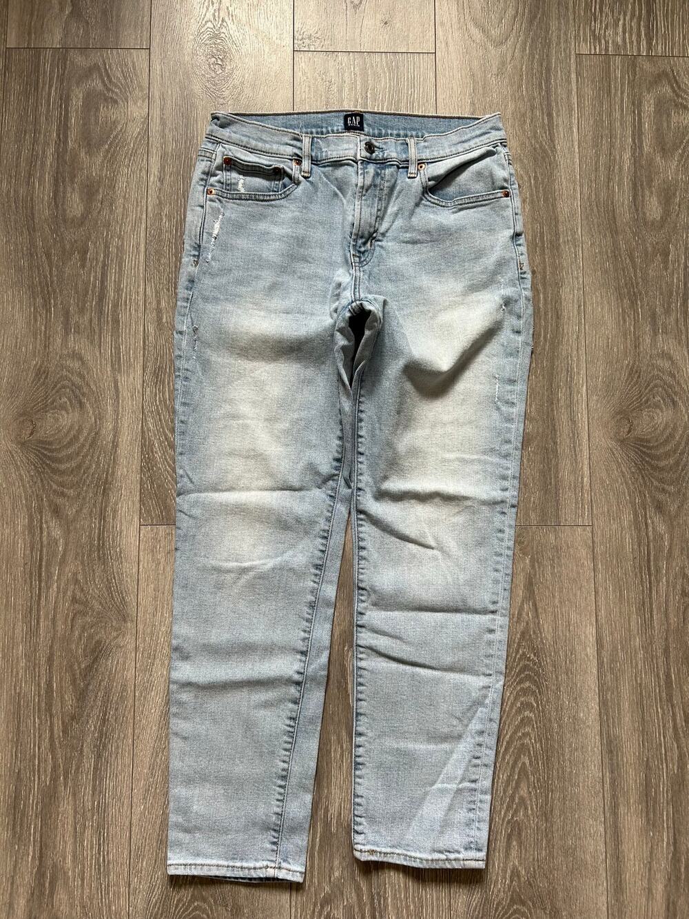 Gap Women’s Best Girlfriend Jeans Size W28